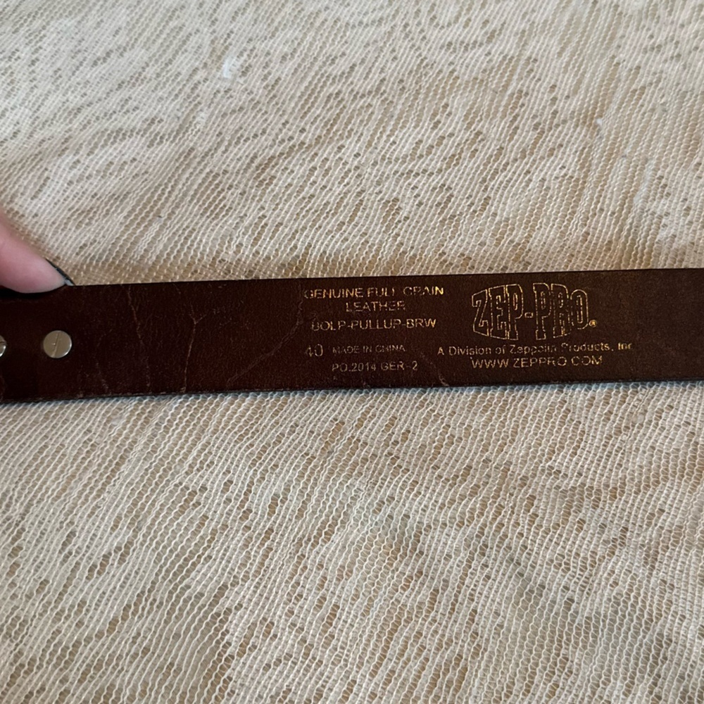 Men’s Zep-pro full grain leather belt with Clemson Tiger emblems - Picture 3 of 7
